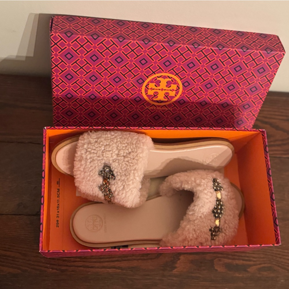Tory Burch Cream Fuzzy Embellished Slides